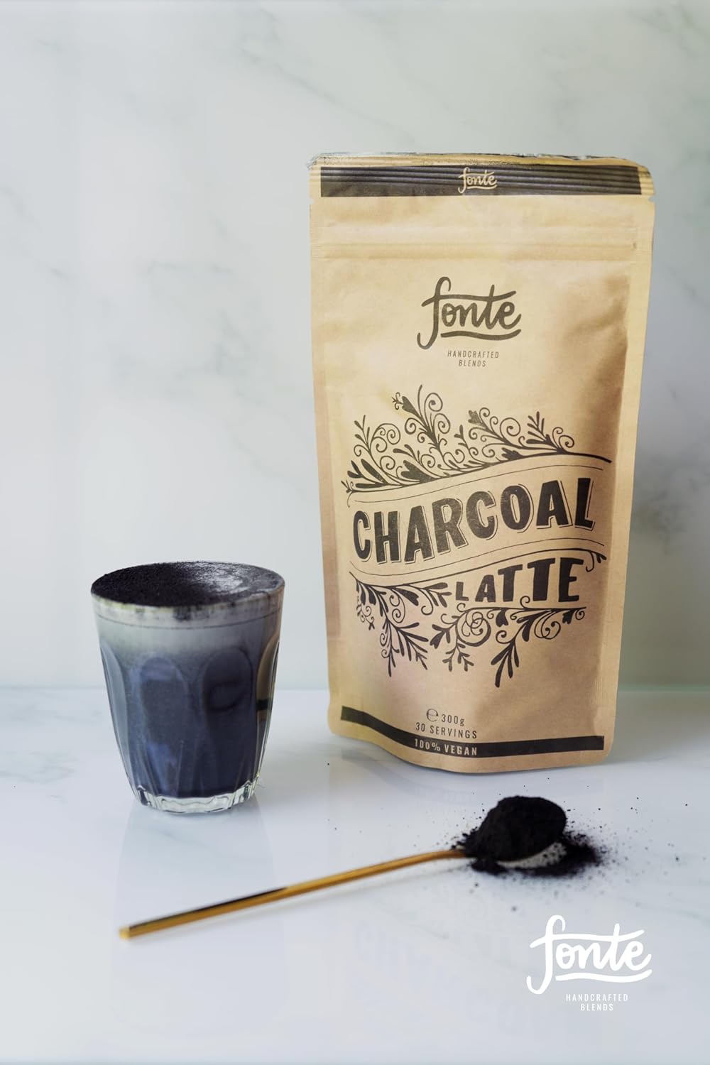 Fonte Handcrafted Charcoal Latte, Veganes Aktivkohle Getränkepulver, 300g für 30 Portionen, Mit Kokosblütenzucker und Ingwer, Für Warme und Kalte Zubereitung