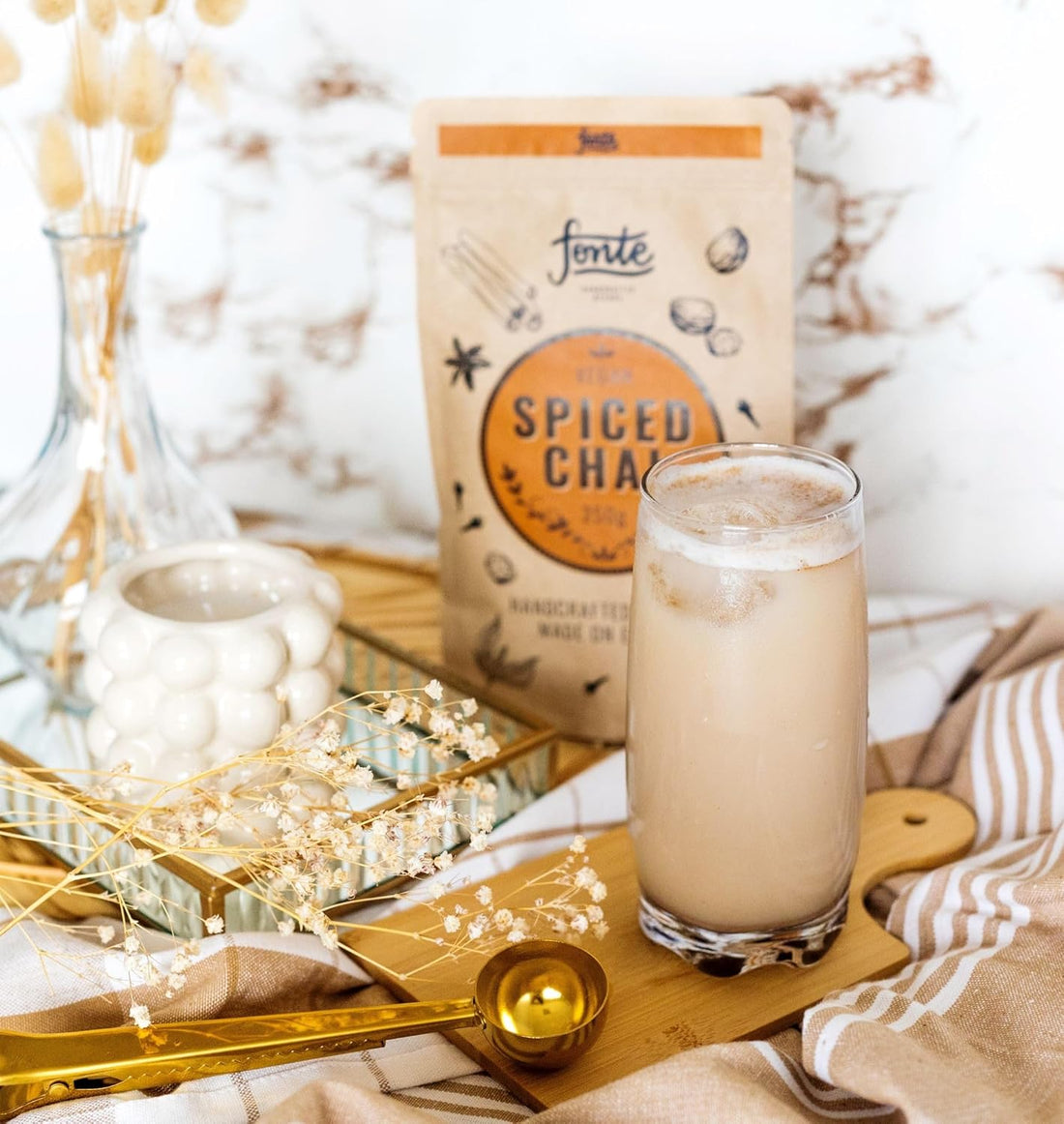 Fonte Handcrafted Vegan Spiced Chai Tee Mischung, 250g Pulver, Traditionelle Gewürzmischung mit Schwarztee, Ingwer und Zimt, 12 Portionen